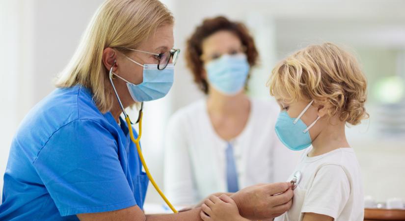 Itt a tavasz, de ez sem segít: rengeteg a beteg gyerek, így előzhetjük meg a komoly bajokat