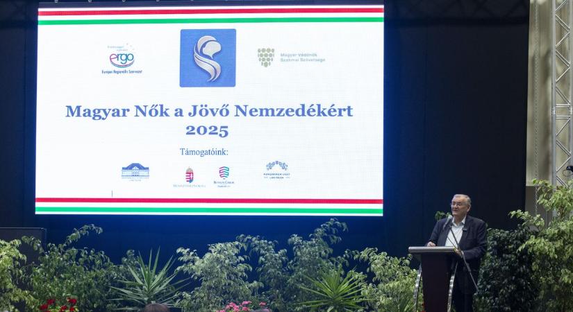 A magyar nők kerültek fókuszba a háromnapos lakiteleki konferencián