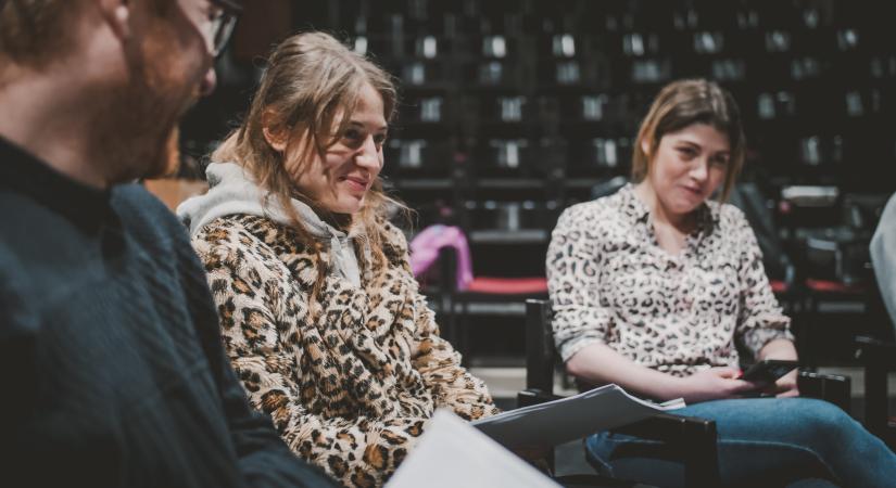 Sirály – Gellért Dorottya főszereplésével mutatja be az Apertúra