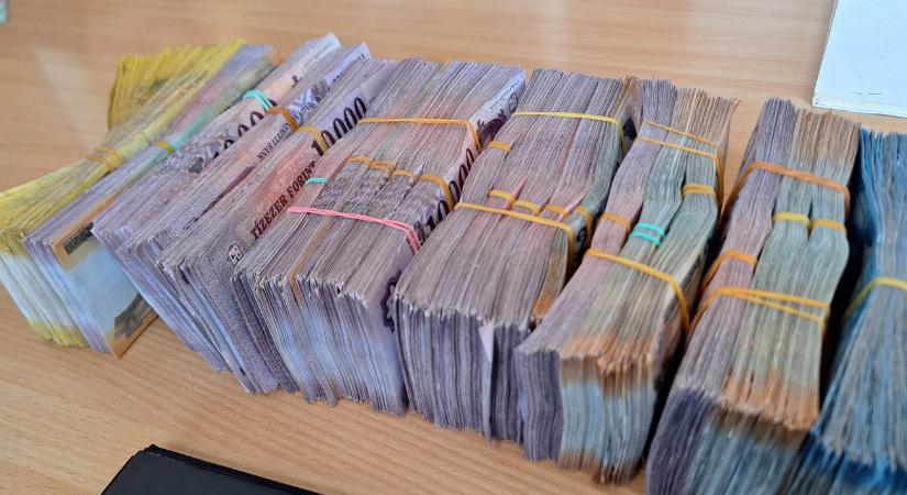 NAV-os csengőfrász: 400 ezren kapnak hamarosan levelet