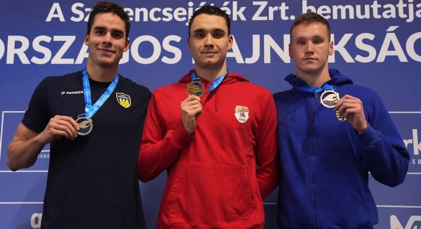 Nem lehet elégszer látni: így szorongatta meg a szupersztárt a pécsi gladiátor - VIDEÓ!