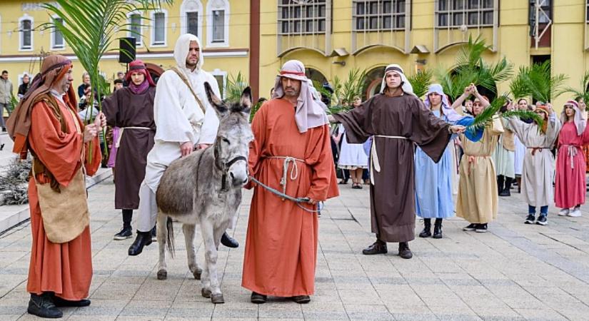 Felvonulás lassíthatja a forgalmat Debrecenben