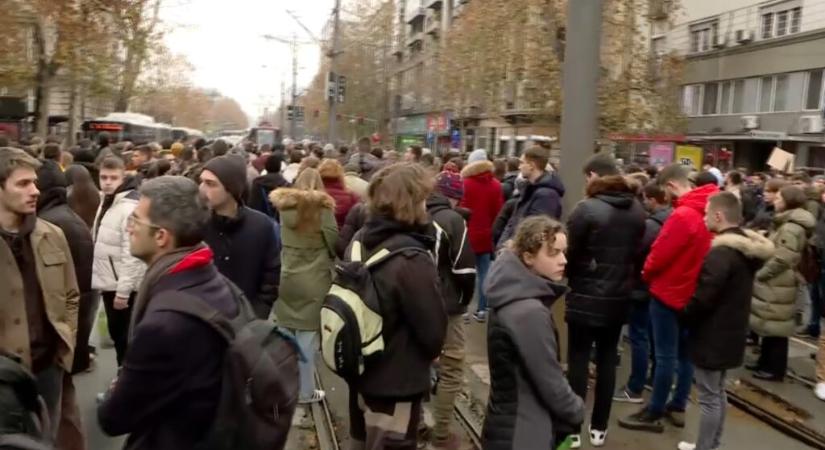 Meneszthetik a dékánokat, ha nem a minisztérium döntése alapján járnak el