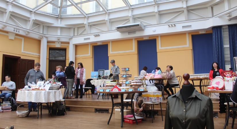 Karriernap és Öregdiák Expo a beregszászi főiskolán