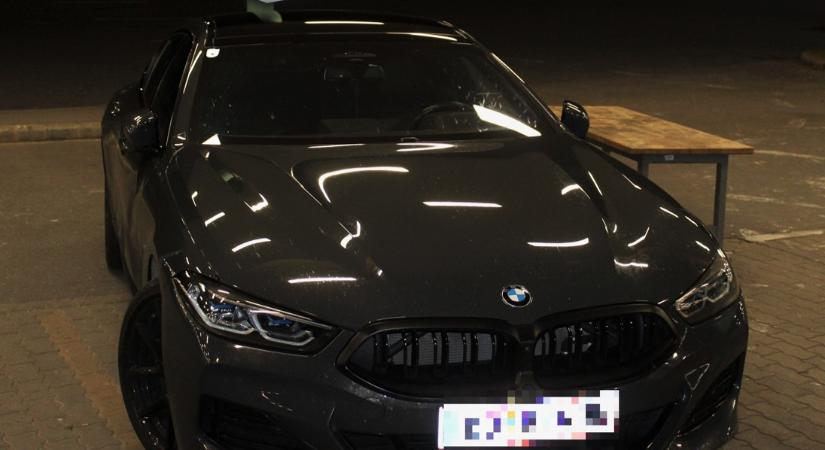 Körözött BMW-t fogtak Röszkénél