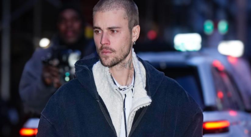 „Nem törődtök az emberekkel, csak a pénzzel!” – Justin Bieber kiakadt az őt fotózó paparazzókra