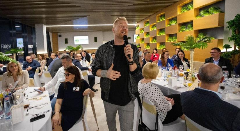 Bereczki Zoltán önmagával találkozott Debrecenben! - fotóval