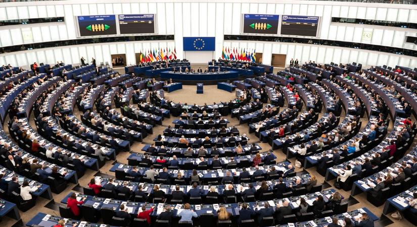 Az uniós etikai kódex kimondja: az EP-képviselők kizárólag a köz érdekében járnak el