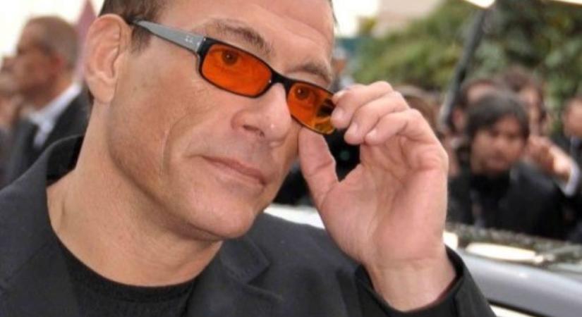 Jean-Claude Van Damme kizsákmányolt román nőket kaphatott „ajándékba”