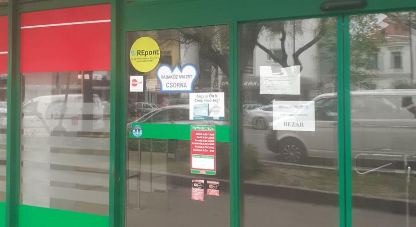 Végleg bezárt az élelmiszerüzlet a győri belvárosban