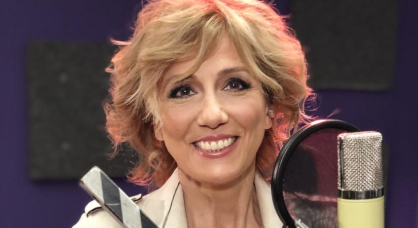 Barabás Éva rózsaszínre festette a haját