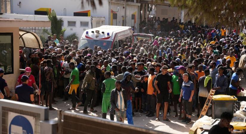 Európába készülő migránsok tízezreire csaptak le a tunéziai hatóságok
