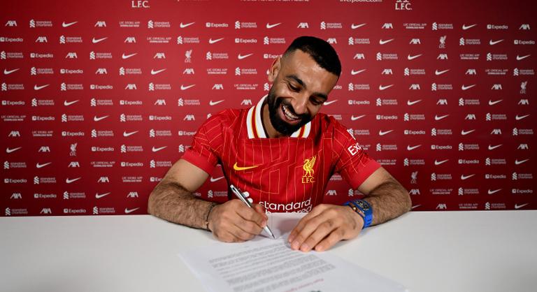 Nem megy sehová Mohamed Szalah, meghosszabbította szerződését Liverpoolban