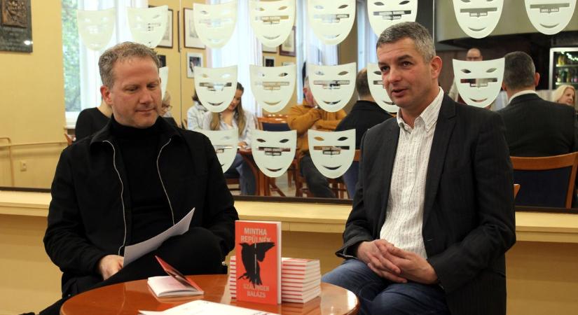 Szálinger Balázs: A költő nem magányos farkas...