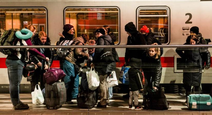 Eurostat: meghaladta a 4,3 milliót az uniós védelmi státusszal rendelkező ukrajnaiak száma