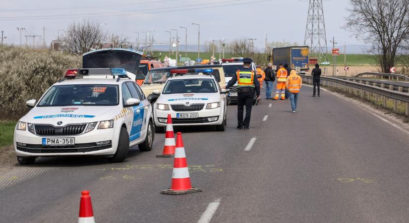 Halálra gázolt munkatársát gyászolja a Magyar Közút (fotók, videó)