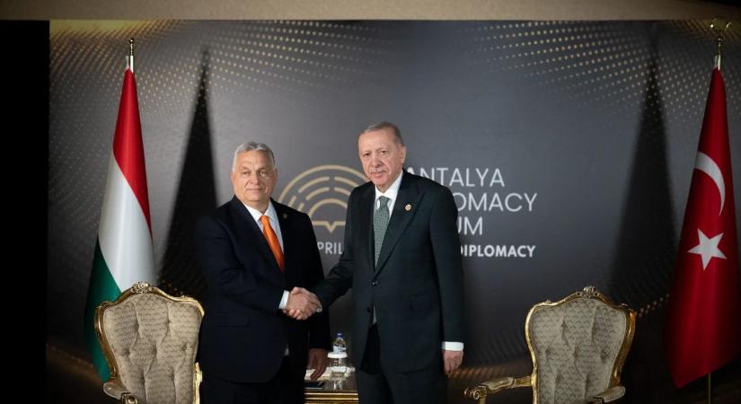 Magyarország gázellátásáról egyeztetett Orbán és Erdogan