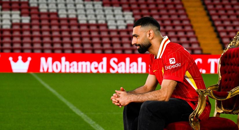 Arne Slot örül Mo Szalah maradásának, de egy kicsit be is szólt az egyiptominak