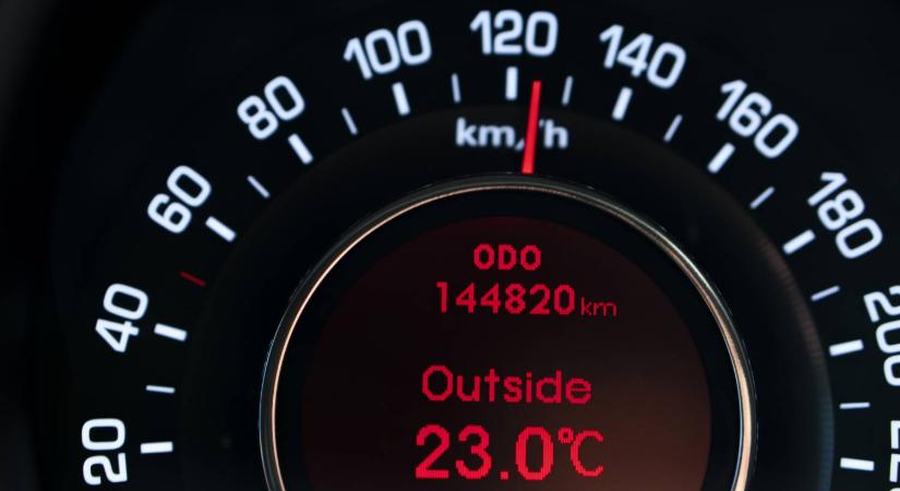 Kipróbálnák a távvezérelt közlekedési lámpákat és megemelnék a sebességhatárokat Floridában