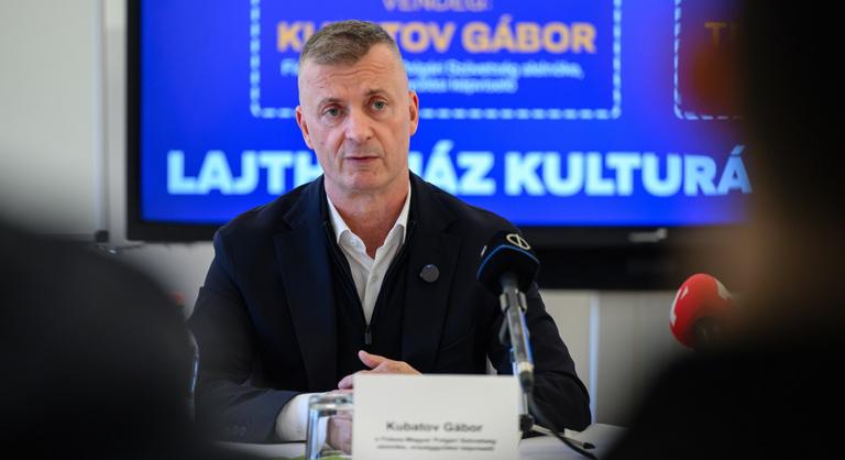 Kubatov Gábor szerint a 13. havi nyugdíj a tét Ukrajna EU-csatlakozásával