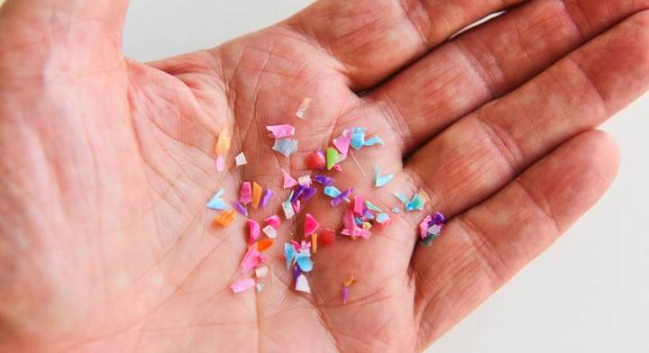 Tönkreteszi hormonrendszeredet ez a mindennapi méreg: ma is fogyasztottál belőle