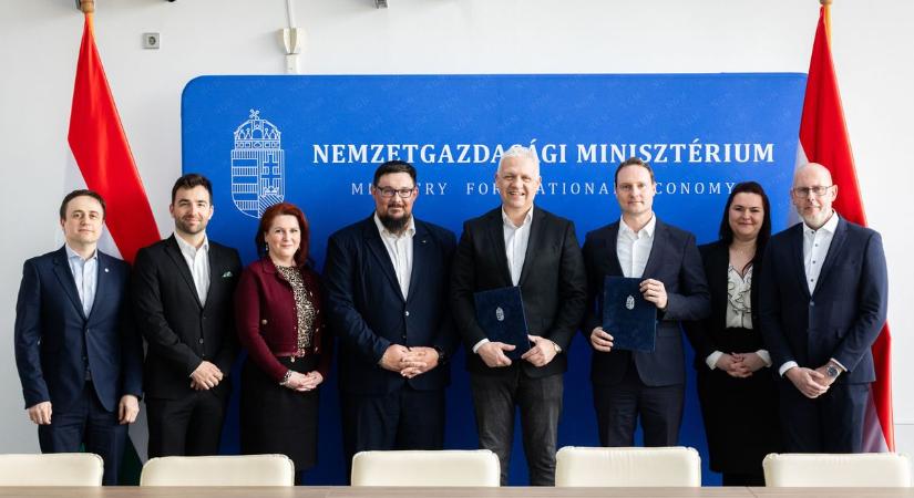 Stratégiai megállapodást írt alá a Nemzetgazdasági Minisztérium és a Széchenyi Egyetem