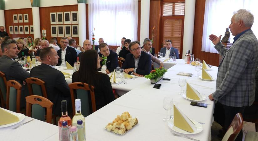 Soltvadkert gazdaságának kulcsfiguráin nagyban múlik a város jövője