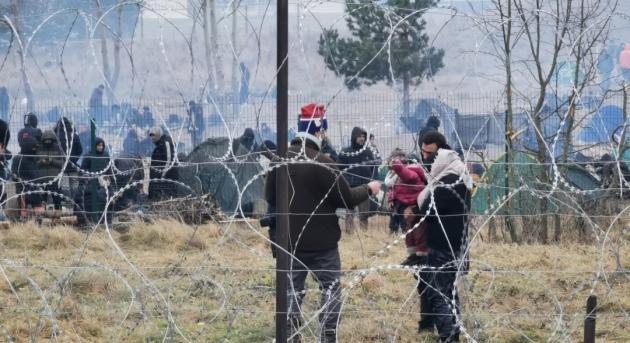 Harmadával csökkent az illegális határátlépések száma Európába