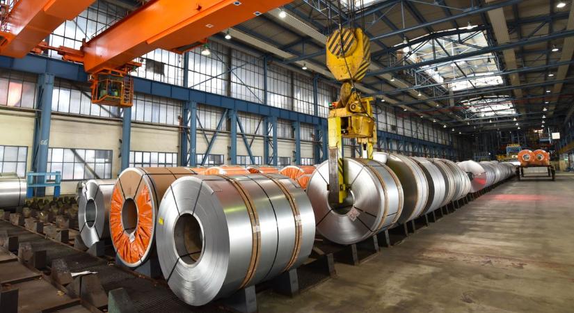 British Steel: egyik napról a másikra átvette a kormány az irányítást Európa egyik legnagyobb acélgyártója fölött