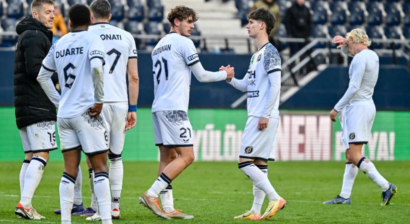 Óriási pofon a Puskás Akadémiának: a Győr a hajrában, 2-0-ra kivégezte az éllovas csapatot