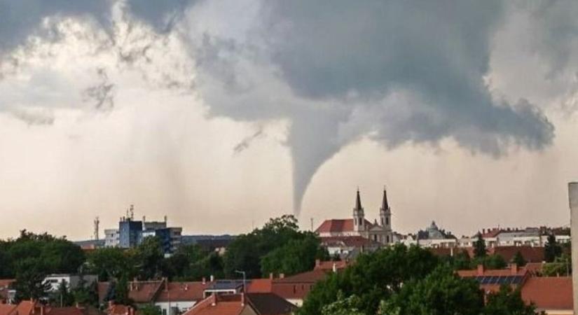 Összeolvadt szupercella: így csapott le a tornádó a nyugati határvidéken - videó