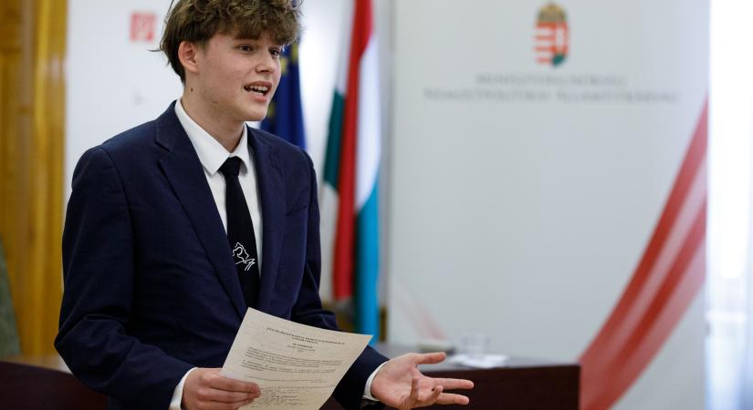 Kárpátaljai magyar is dobogós lett a középiskolások szónokversenyén