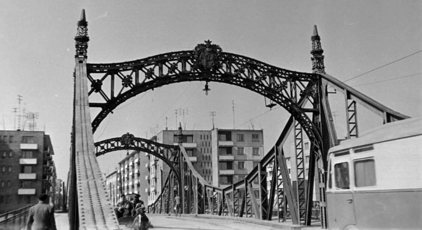 Apróhirdetési oldalról került elő Nagyvárad száztíz éves öntöttvas címere