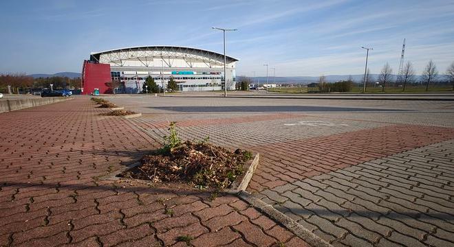 Az összes fát kivágták a Veszprém Arénánál; elindult a mecseki erdőtűz okozójának pere