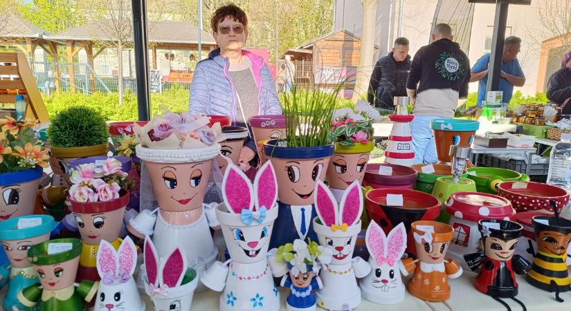 Ínyencségek és különleges termékek csábítottak pénzköltésre az éjszakai vásározókat – galériával