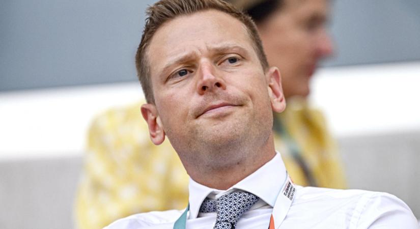 Leginkább fideszes körökhöz áramlottak az uniós pénzek, ezért zavarja az Orbán-kormányt a befagyasztásuk