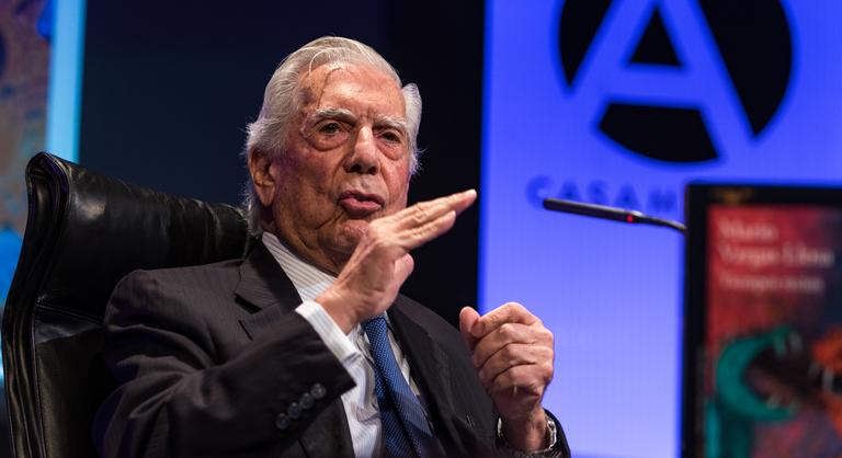 Meghalt Mario Vargas Llosa Nobel-díjas perui író