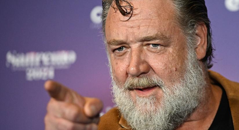 Lélegzetelállító filmet forgat és éppen Budapesten Russell Crowe – itt futhatsz össze vele