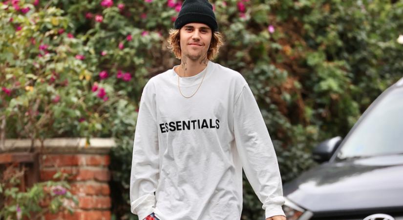 A süllyesztett nappalik visszatértek – Justin Bieber nappalija a legszebb kortárs példa
