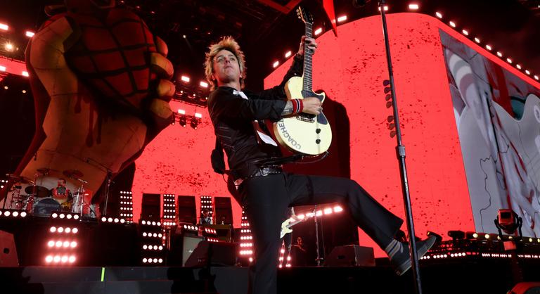A Green Day Palesztina mellett kiálló szöveget csempészett az egyik dalába