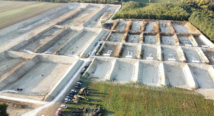Már a 13 évesek is fegyvert fognak Buzsákban