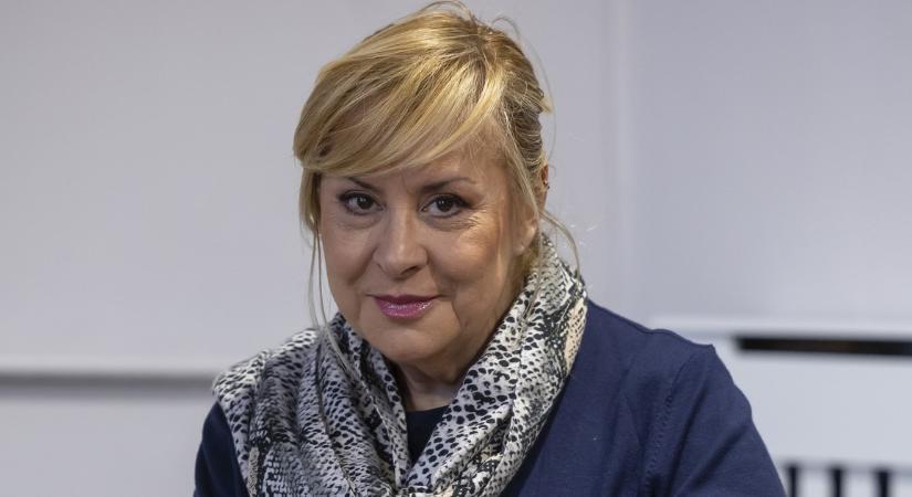 Szulák Andrea ritkán látott lánya gyönyörű nővé érett – így ragyogott a vörös szőnyegen a 18 éves Rozina – fotó