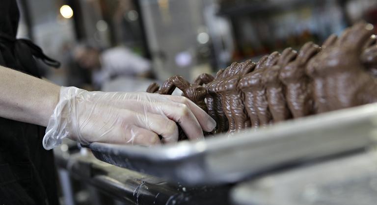 Stagnáló piacon egyensúlyoz a magyar édesipar, még nem látszik a fény az alagút végén