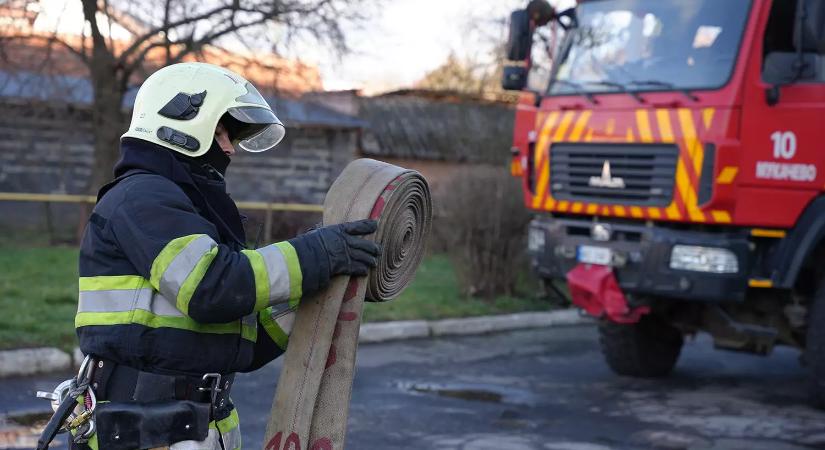 Tűz ütött ki egy lakóházban Ungváron