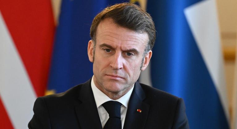 Lefegyverezné a Hamászt Emmanuel Macron