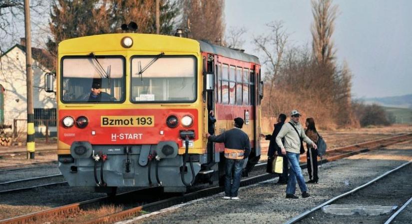 Lázár vasútvonalakat zárna be Vitézy szerint, és jelentős járatritkításokra készül - itt a vége a szilvásváradi vasútvonalnak is?