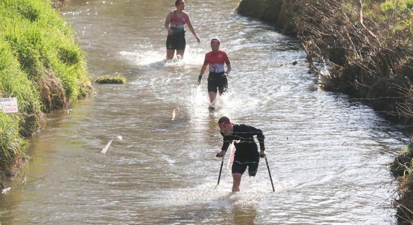 Hősök köztünk élnek: fél lábbal teljesítette a Spartan Race-t
