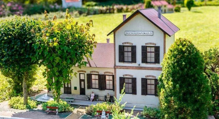 Miniország, óriási újdonságok – Húsvétra bővül a Mini Magyarország!