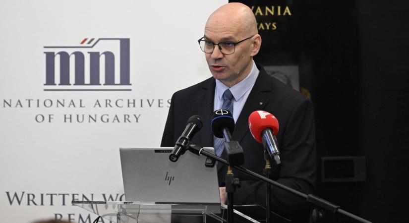 Leárulózta a külföldön letelepedő magyarokat a miniszteri biztos