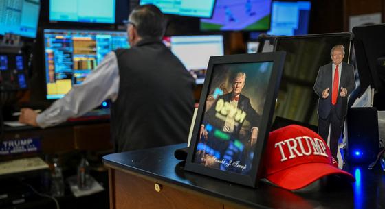 125 év alatt ötször zuhant ekkorát az amerikai vezető részvényindex, mint áprilisban, ebből kétszer Trump alatt